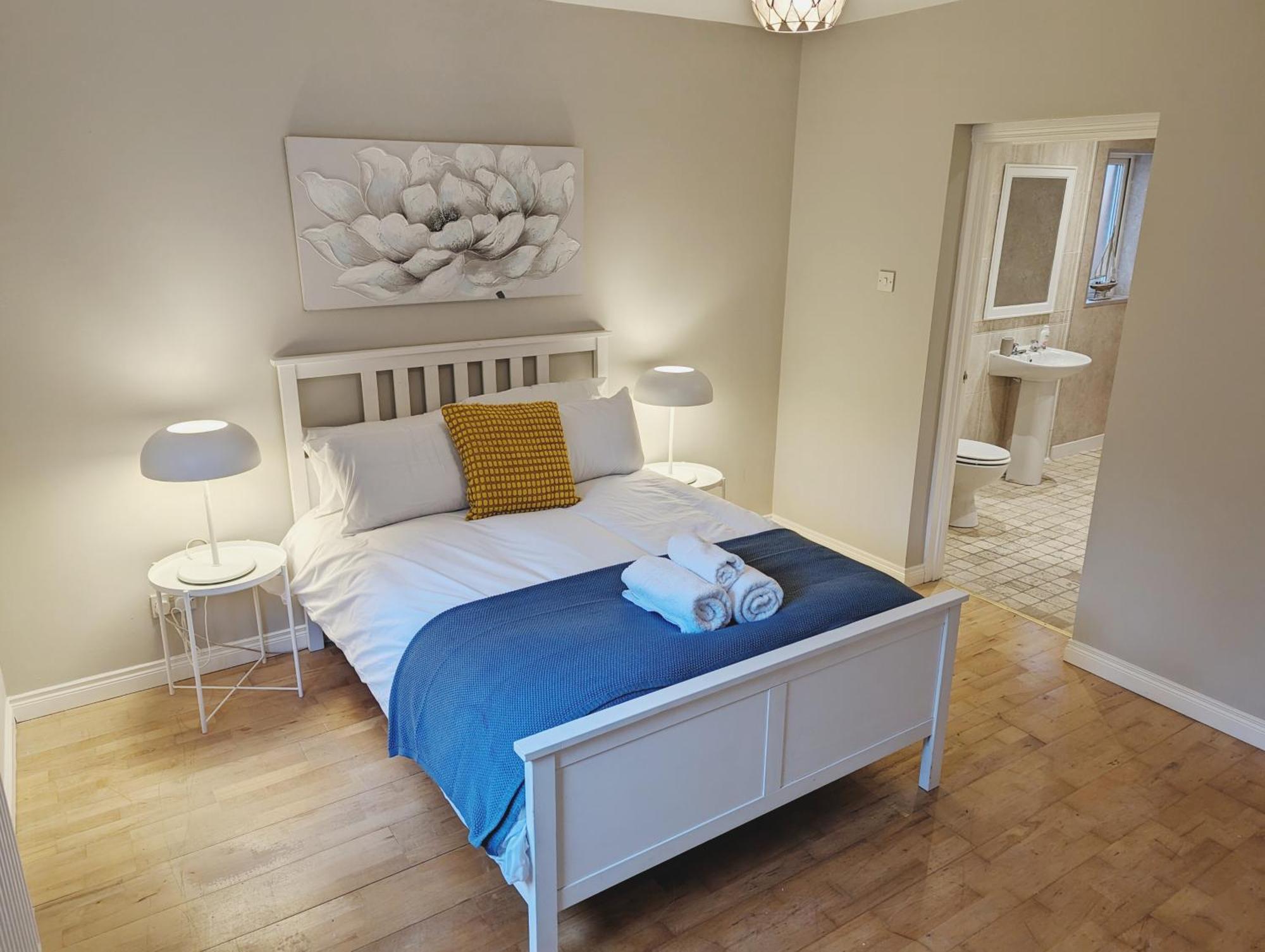 Apartment Stunning Riverside Belfast